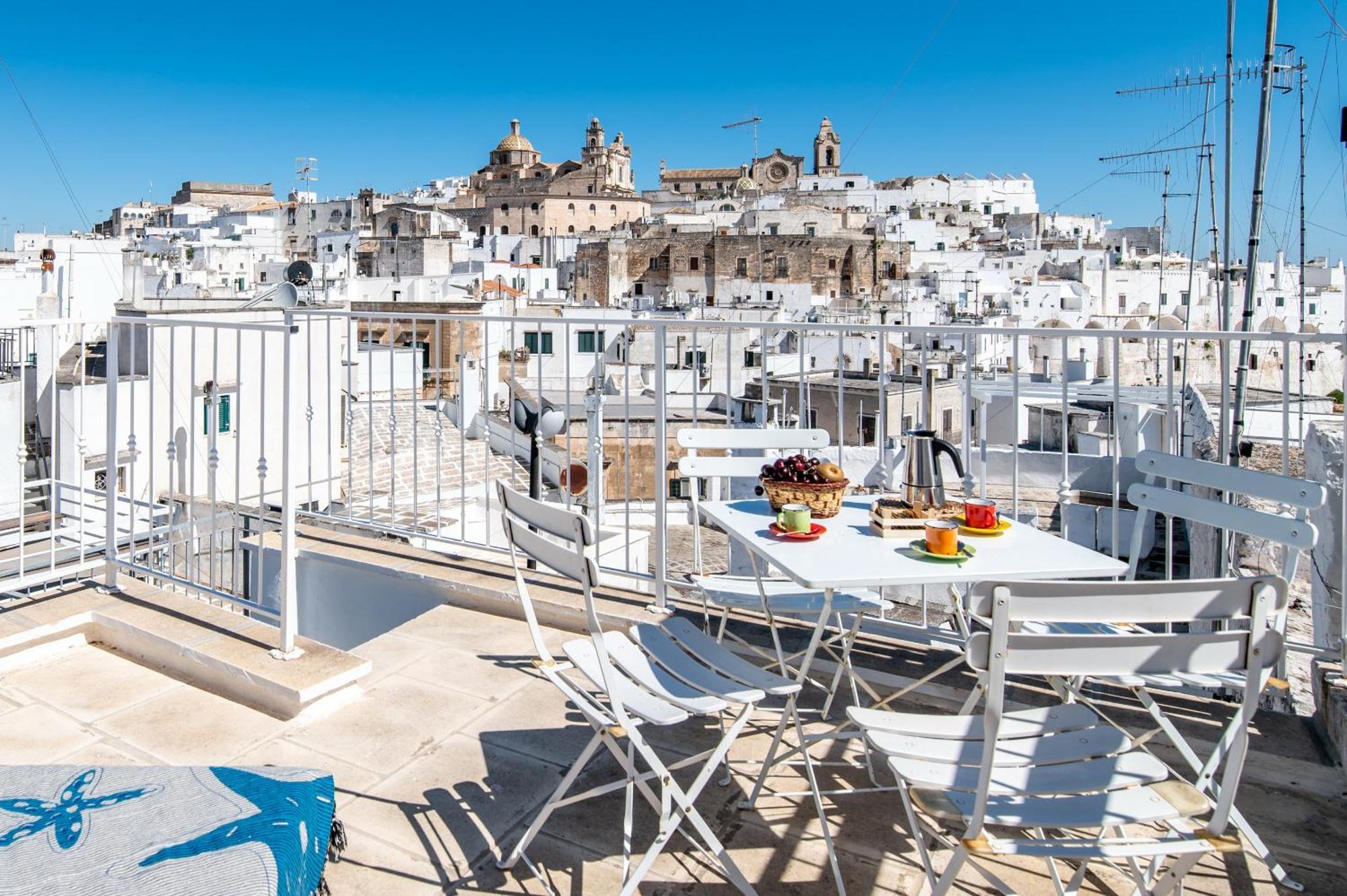 شقة Ostuni Style - 2 Terraces With Sea Views المظهر الخارجي الصورة
